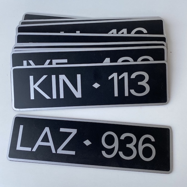 NUMBER PLATE, Generic Black Silver (Single)